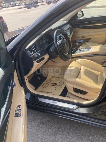 BMW 740 2009, 245,000 km - 3.0 l - Bakı
