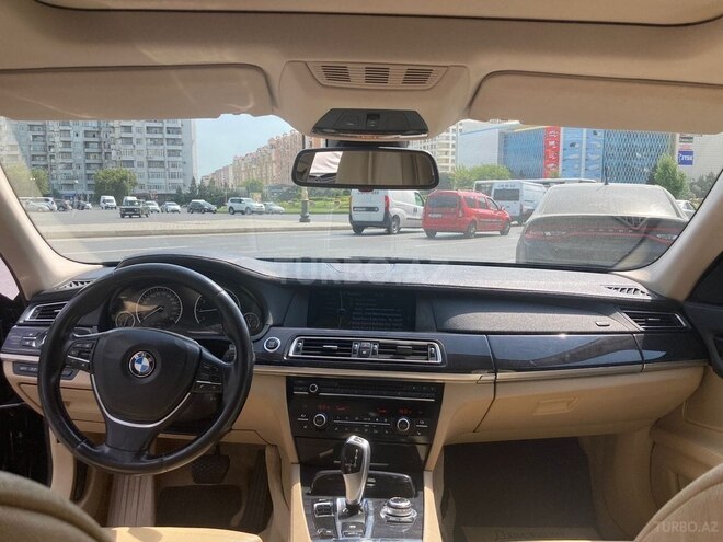 BMW 740 2009, 245,000 km - 3.0 l - Bakı