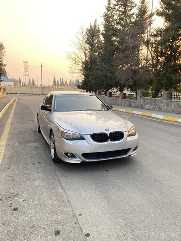 BMW 520 2003, 131,000 km - 2.2 l - Zaqatala
