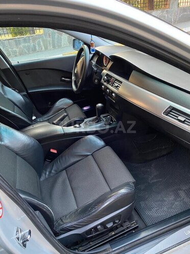 BMW 520 2003, 131,000 km - 2.2 l - Zaqatala