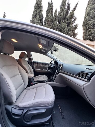 Hyundai Elantra 2017, 123,000 km - 2.0 л - Bakı