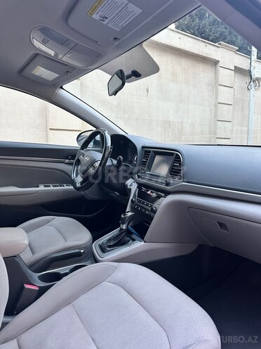 Hyundai Elantra 2017, 123,000 km - 2.0 л - Bakı
