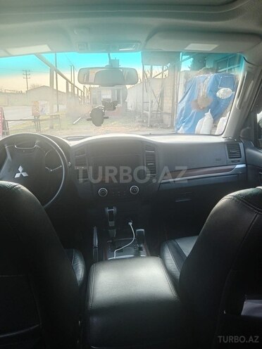 Mitsubishi Pajero 2008, 230,000 km - 3.0 л - Bakı