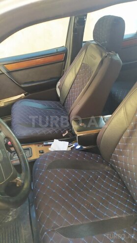 Mercedes E 250 1995, 250,000 km - 2.5 l - Bakı