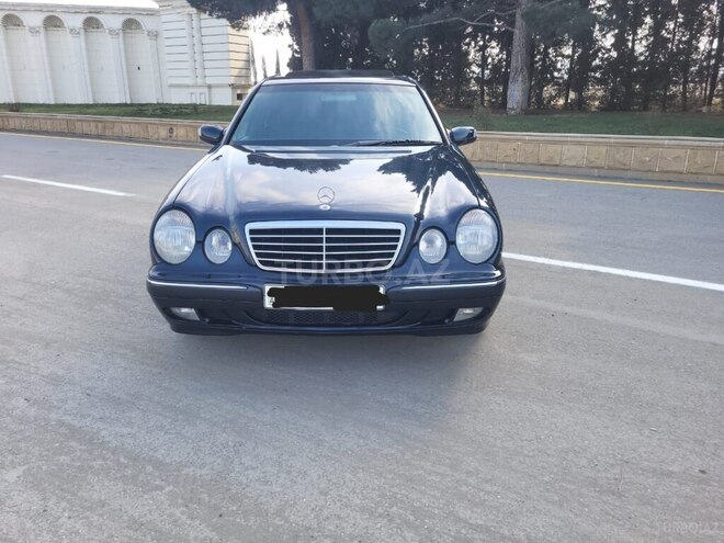 Mercedes E 240 2000, 245,000 km - 2.4 l - Gəncə