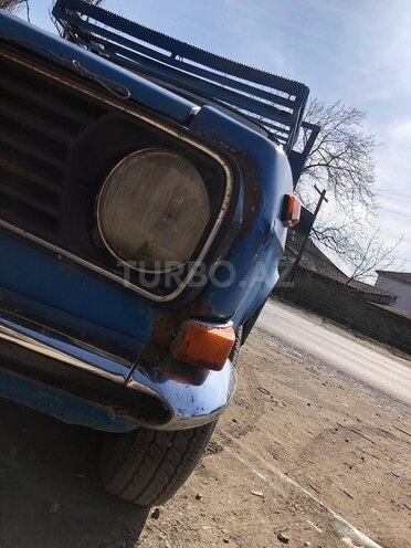 GAZ 24 1991, 1,000 km - 2.3 л - Quba