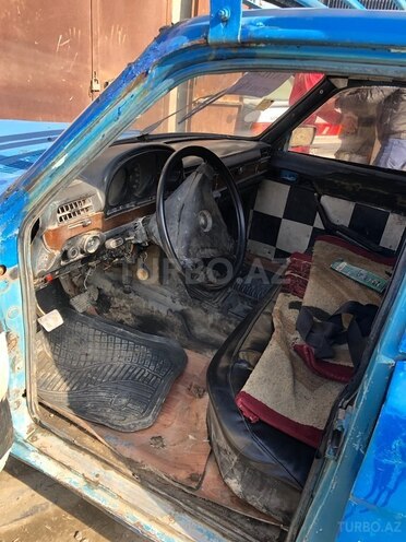 GAZ 24 1991, 1,000 km - 2.3 л - Quba