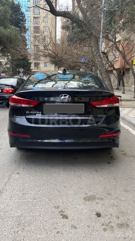Hyundai Elantra 2016, 319,000 km - 2.0 л - Bakı