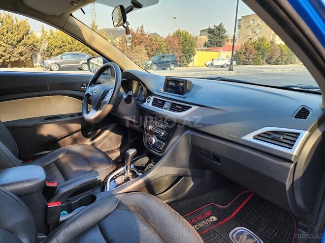 Changan Alsvin V7 2018, 88,000 km - 1.6 л - Bakı