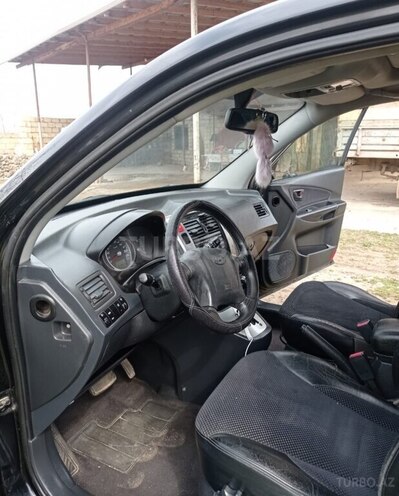 Hyundai Tucson 2008, 325,000 km - 2.0 l - Göygöl