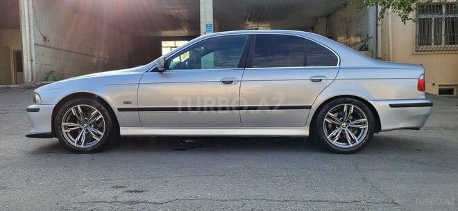 BMW 525 2001, 250,000 km - 2.5 l - Bakı