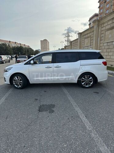 Kia Carnival 2014, 260,000 km - 2.2 l - Bakı