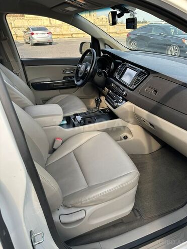 Kia Carnival 2014, 260,000 km - 2.2 l - Bakı