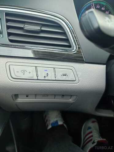 Hyundai Sonata 2015, 131,000 km - 2.0 l - Bakı