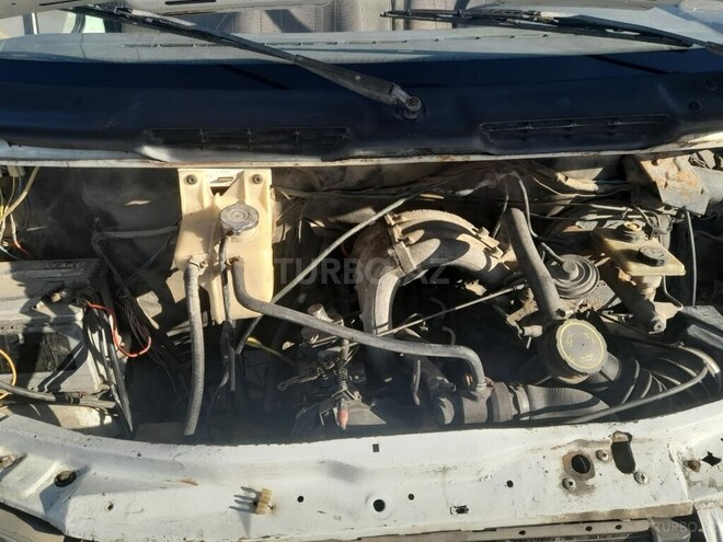 Ford Transit 1989, 388,000 km - 2.5 л - Neftçala