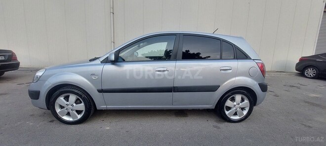 Kia Rio 2006, 215,000 km - 1.4 l - Bakı