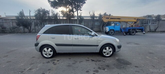 Kia Rio 2006, 215,000 km - 1.4 l - Bakı