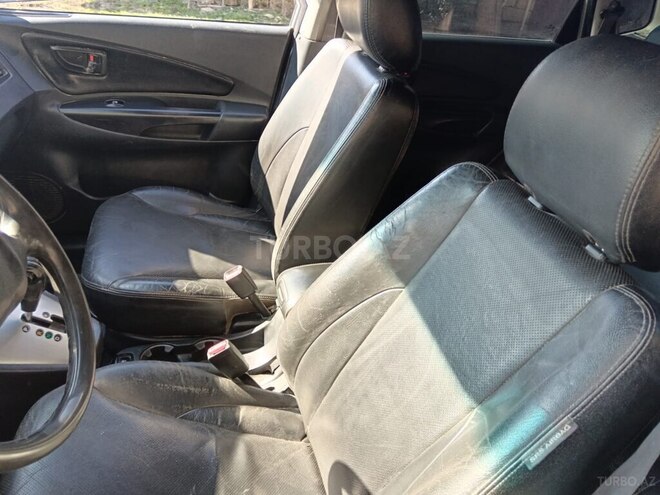Hyundai Tucson 2008, 200,000 km - 2.7 л - Bakı
