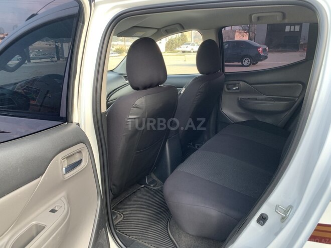 Mitsubishi L200 2016, 173,540 km - 2.4 l - Bakı