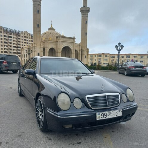 Mercedes E 240 2001, 426,000 km - 2.4 l - Bakı