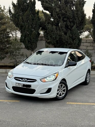 Hyundai Accent 2013, 205,000 km - 1.6 л - Bakı