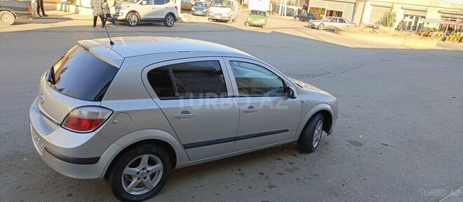 Opel Astra 2005, 182,000 km - 1.3 l - Gəncə