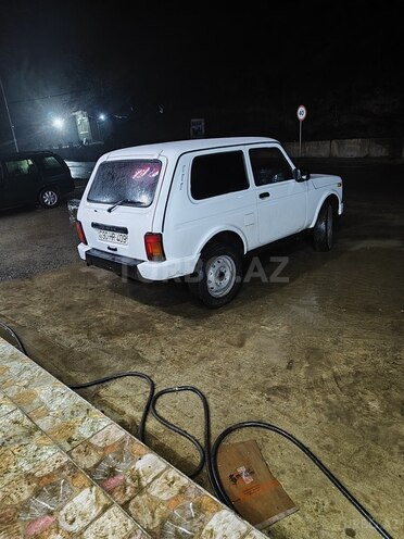 LADA (VAZ) Niva 2010, 160,000 km - 1.7 л - Lerik