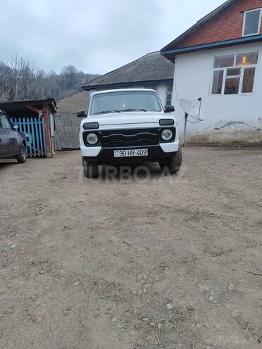 LADA (VAZ) Niva 2010, 160,000 km - 1.7 л - Lerik