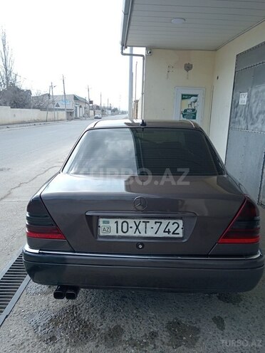 Mercedes C 220 1994, 678,064 km - 2.2 l - Bakı