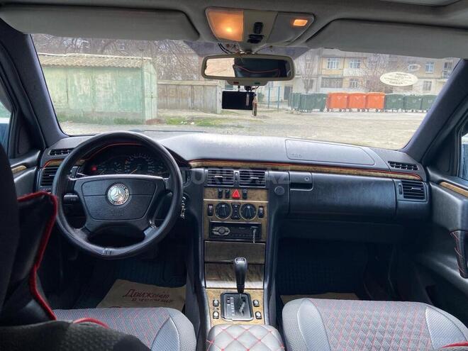 Mercedes E 230 1996, 227,000 km - 2.3 l - Bakı