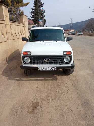 LADA (VAZ) Niva 2005, 100,000 km - 1.7 l - Yardımlı