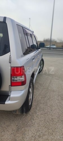 Mitsubishi Pajero io 2001, 390,000 km - 2.0 l - Bakı
