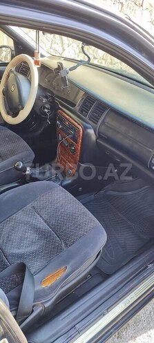 Opel Vectra 1995, 150,000 km - 2.0 l - Qusar