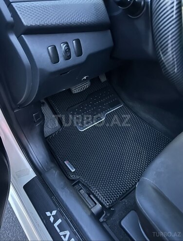 Mitsubishi Lancer 2008, 250,000 km - 2.0 l - Bakı