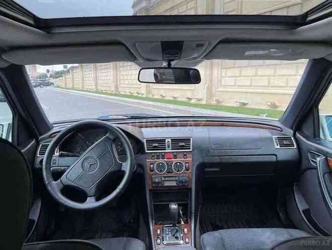 Mercedes C 200 1997, 250,000 km - 2.0 л - Bakı