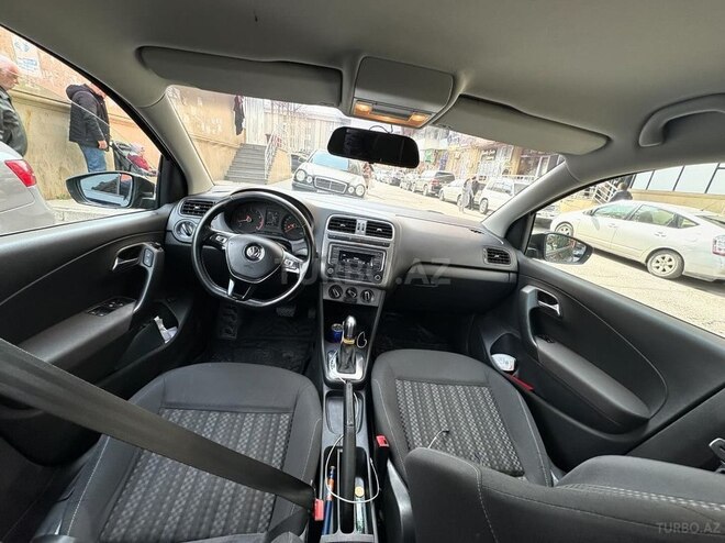 Volkswagen Polo 2018, 172,000 km - 1.6 l - Bakı