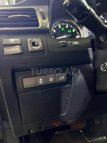 Lexus LX 570 2013, 265,000 km - 5.7 л - Bakı