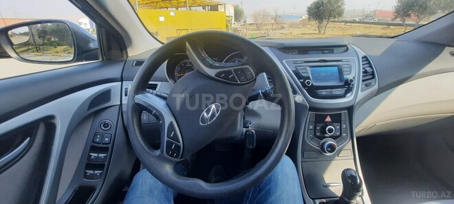 Hyundai Elantra 2015, 132 km - 1.8 л - Bakı