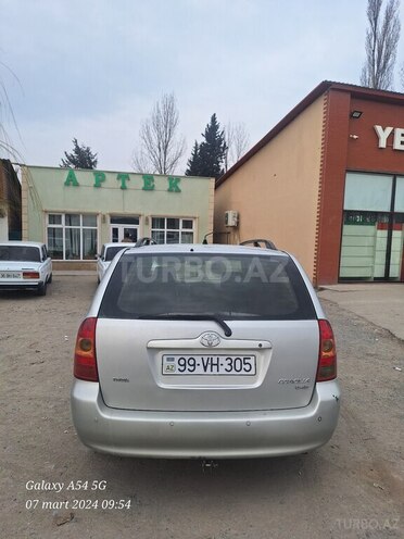 Toyota Corolla 2006, 387,000 km - 1.4 l - Qəbələ