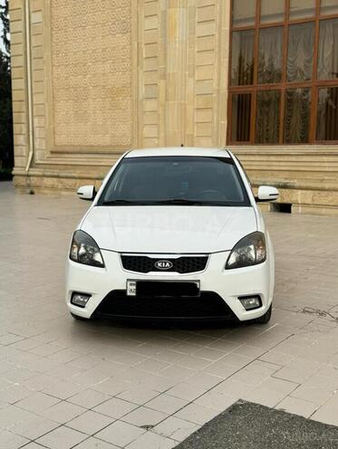 Kia Rio 2010, 280,000 km - 1.5 l - Ucar