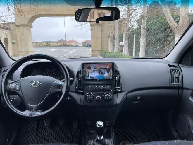 Hyundai i30 2011, 298,000 km - 1.6 л - Bakı