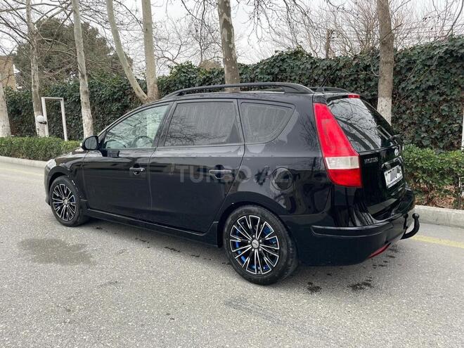 Hyundai i30 2011, 298,000 km - 1.6 л - Bakı