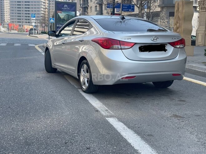Hyundai Elantra 2011, 179,285 km - 1.8 l - Bakı