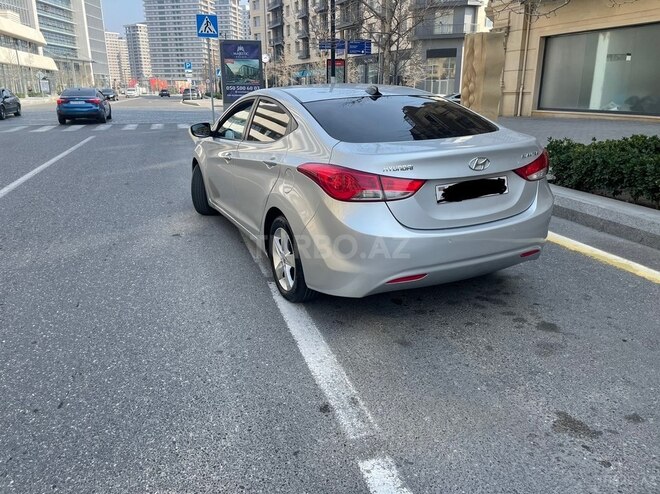 Hyundai Elantra 2011, 179,285 km - 1.8 l - Bakı