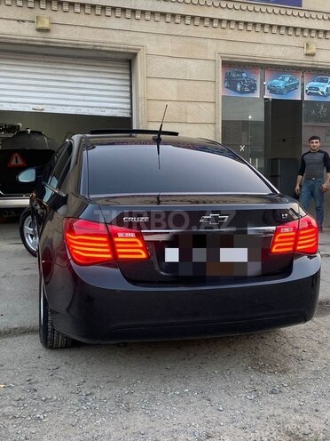 Chevrolet Cruze 2011, 300,000 km - 1.4 l - Ağdaş