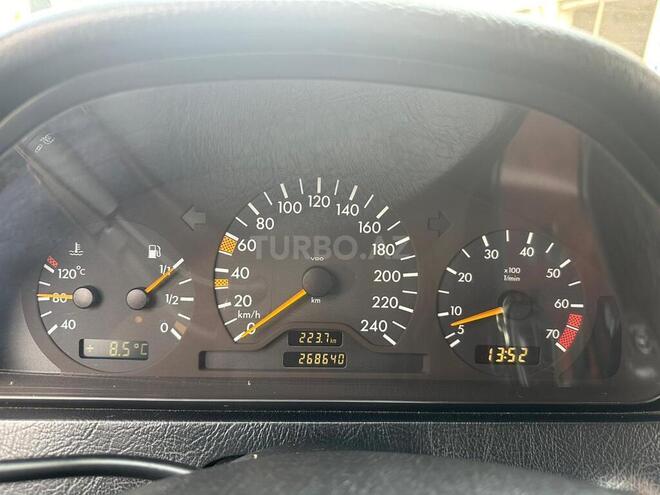 Mercedes C 200 1999, 268,000 km - 2.0 l - Gəncə
