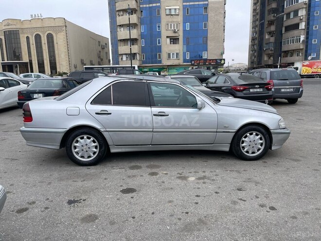 Mercedes C 240 1998, 215,794 km - 2.4 l - Bakı