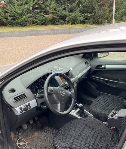 Opel Astra 2006, 365,000 km - 1.3 l - Quba