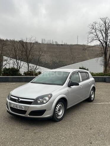 Opel Astra 2006, 365,000 km - 1.3 l - Quba