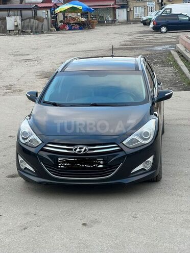 Hyundai i40 2011, 201,000 km - 1.7 l - Quba